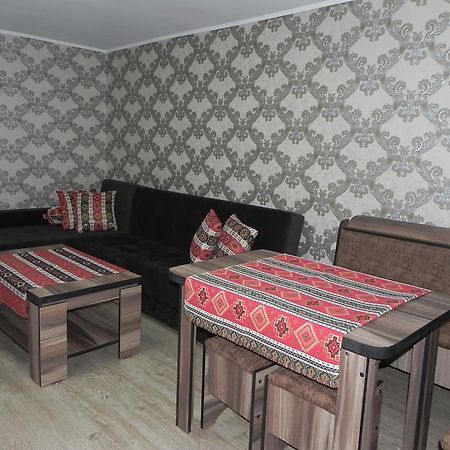 Old Yard Guest House Tbilisi Exterior photo